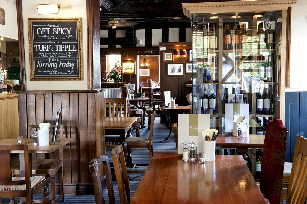 The Fox By Greene King Inns Bury St. Edmunds Екстериор снимка